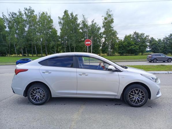 Hyundai Solaris II с пробегом 2018 года, цена 1 258 000 рублей, 126281 км, седан, Автокод Объявления