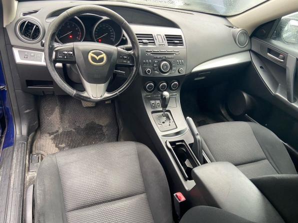 Mazda 3 II (BL) Рестайлинг с пробегом 2012 года, цена 950 000 рублей, 257740 км, седан, Автокод Объявления