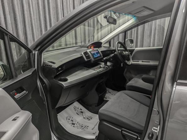 Honda Freed I с пробегом 2009 года, цена 899 000 рублей, 155000 км, компактвэн, Автокод Объявления