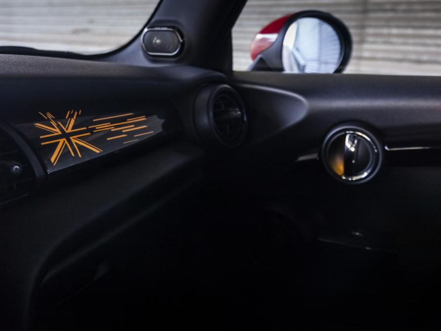 Mini Hatch III (F55/F56) Рестайлинг Москва  - изображение 22
