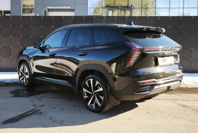 Geely Atlas II с пробегом 2024 года, цена 3 499 000 рублей, 8084 км, внедорожник, Автокод Объявления