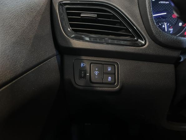 Hyundai Solaris II Рестайлинг с пробегом 2021 года, цена 1 425 000 рублей, 136063 км, седан, Автокод Объявления