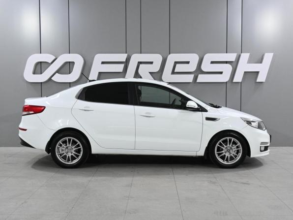 Kia Rio III Рестайлинг с пробегом 2017 года, цена 1 149 000 рублей, 203486 км, седан, Автокод Объявления