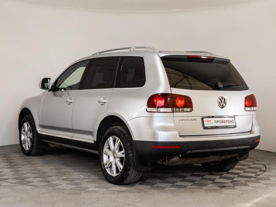 Volkswagen Touareg I Рестайлинг Санкт-Петербург  - изображение 8