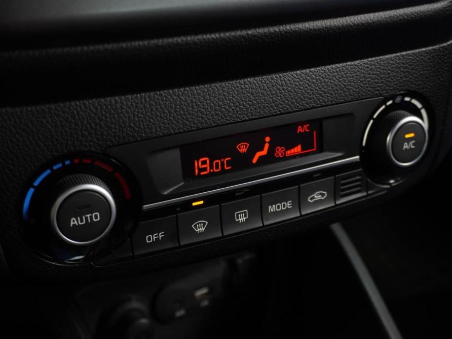 Kia Rio III Рестайлинг Воронеж  - изображение 17