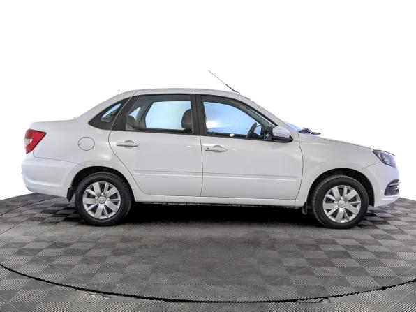 Lada (ВАЗ) Granta I Рестайлинг с пробегом 2022 года, цена 700 000 рублей, 40384 км, седан, Автокод Объявления