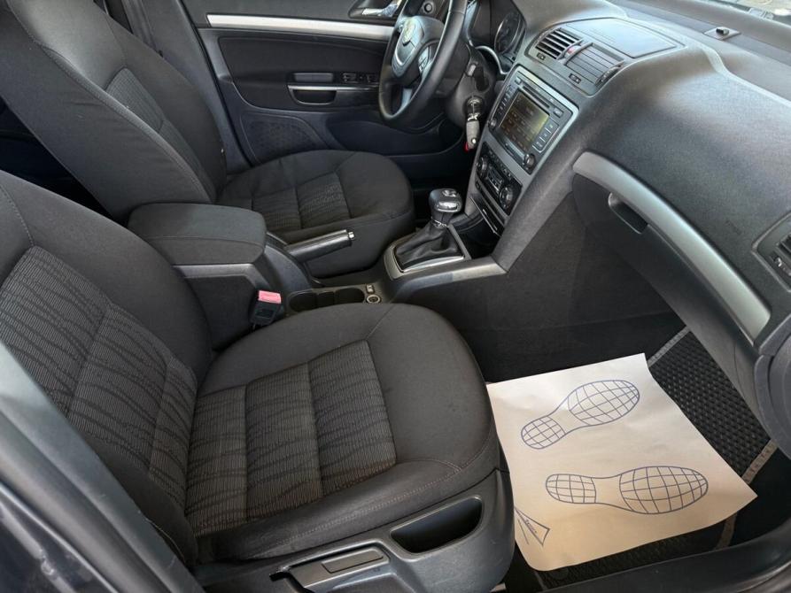 Skoda Octavia II (A5) Рестайлинг Волгоград  - изображение 14
