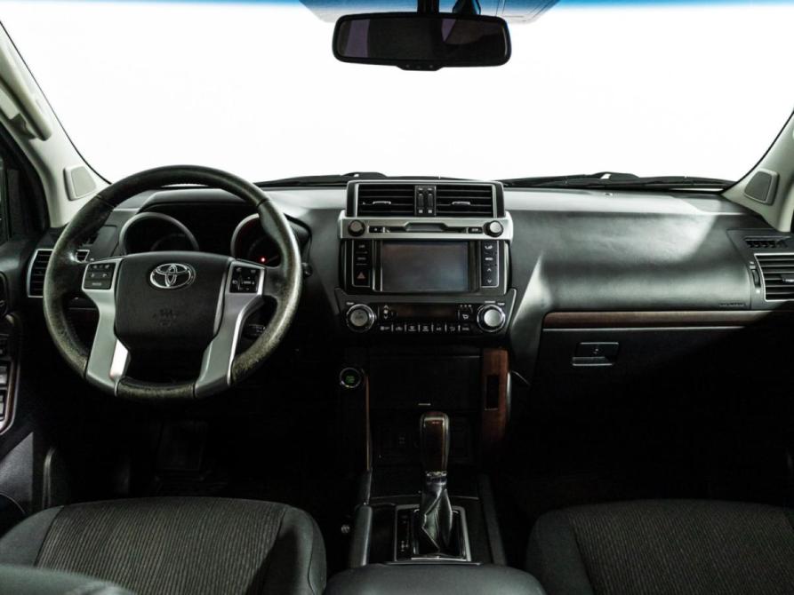 Toyota Land Cruiser Prado 150 Series Рестайлинг 1 Санкт-Петербург  - изображение 13