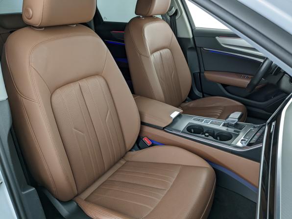 Audi A6 V (C8) с пробегом 2021 года, цена 4 120 000 рублей, 59943 км, седан, Автокод Объявления