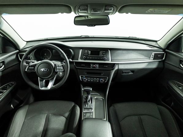 Kia Optima IV Рестайлинг с пробегом 2019 года, цена 1 737 980 рублей, 103000 км, седан, Автокод Объявления