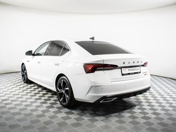 Skoda Octavia IV (A8) с пробегом 2023 года, цена 2 595 000 рублей, 84703 км, лифтбек, Автокод Объявления