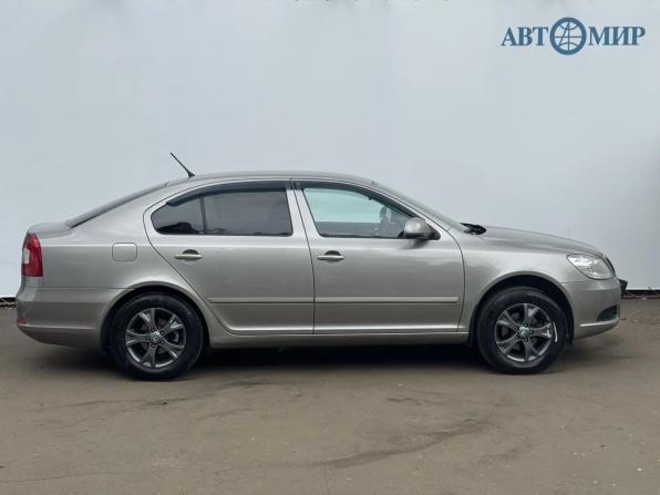 Skoda Octavia II (A5) Рестайлинг с пробегом 2011 года, цена 1 060 000 рублей, 73949 км, лифтбек, Автокод Объявления