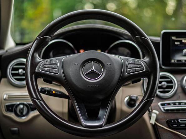Mercedes-Benz C-Класс IV (W205) с пробегом 2017 года, цена 2 399 000 рублей, 147066 км, универсал, Автокод Объявления