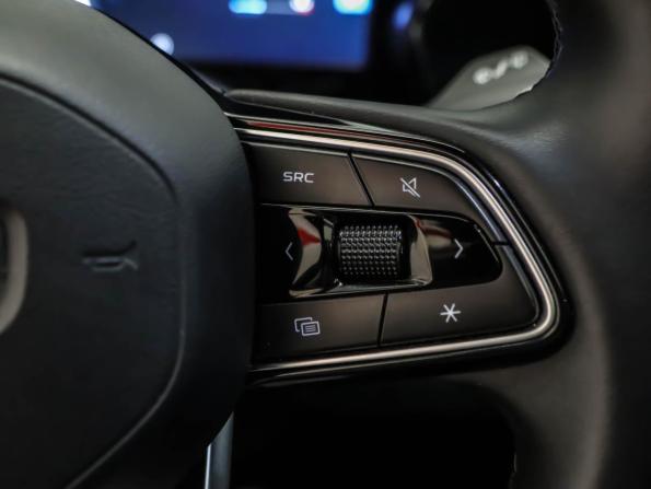 Geely Monjaro I с пробегом 2023 года, цена 3 150 000 рублей, 61927 км, внедорожник, Автокод Объявления