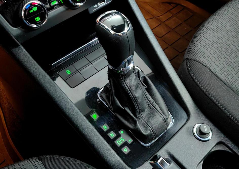 Skoda Octavia III (A7) Рестайлинг Москва  - изображение 19