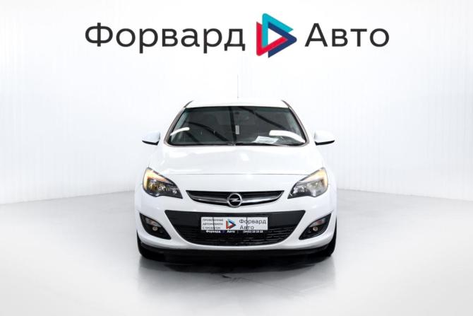 Opel Astra J Рестайлинг с пробегом 2014 года, цена 765 000 рублей, 174536 км, седан, Автокод Объявления