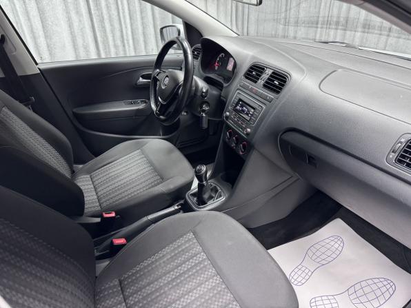 Volkswagen Polo V Рестайлинг с пробегом 2016 года, цена 1 049 000 рублей, 92211 км, седан, Автокод Объявления