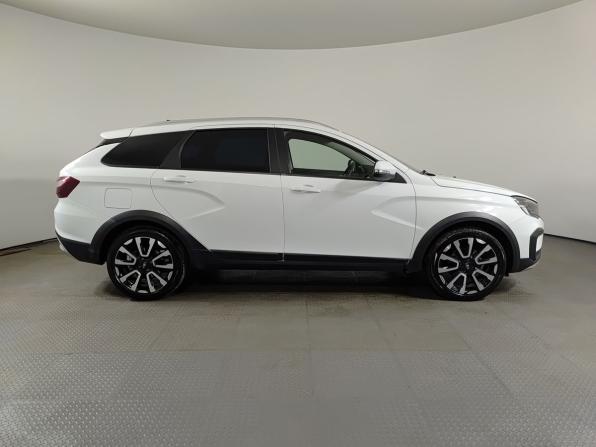 Lada (ВАЗ) Vesta I Рестайлинг (NG) с пробегом 2024 года, цена 1 438 000 рублей, 41000 км, универсал, Автокод Объявления