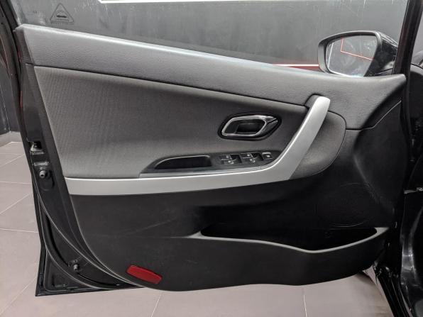 Kia Ceed II Рестайлинг с пробегом 2017 года, цена 1 245 000 рублей, 129641 км, универсал, Автокод Объявления