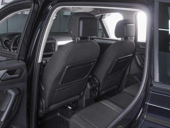 Volkswagen Tiguan II с пробегом 2019 года, цена 2 420 000 рублей, 64015 км, внедорожник, Автокод Объявления