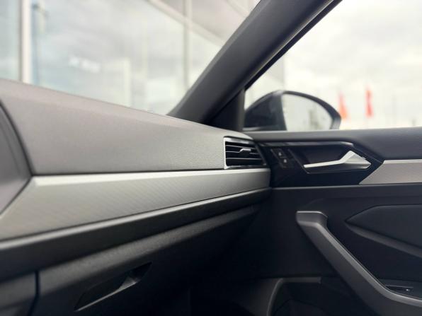 Volkswagen Jetta VII с пробегом 2018 года, цена 1 285 000 рублей, 128000 км, седан, Автокод Объявления