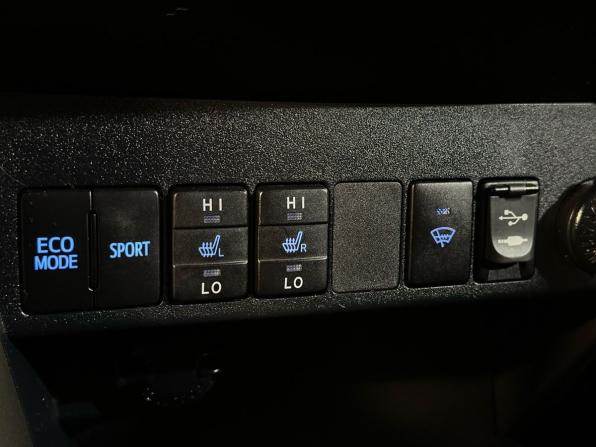 Toyota RAV4 IV (XA40) с пробегом 2014 года, цена 1 389 900 рублей, 171000 км, внедорожник, Автокод Объявления