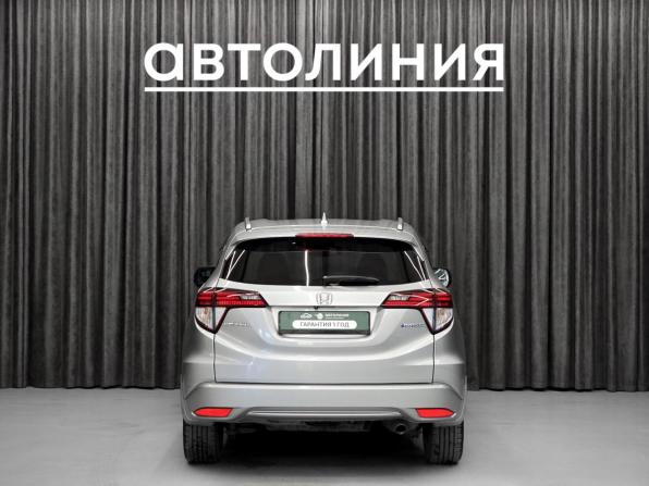 Honda Vezel I с пробегом 2017 года, цена 1 530 000 рублей, 90000 км, внедорожник, Автокод Объявления