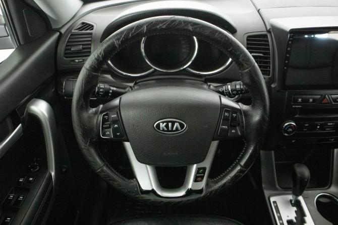 Kia Sorento II с пробегом 2011 года, цена 1 529 000 рублей, 330024 км, внедорожник, Автокод Объявления
