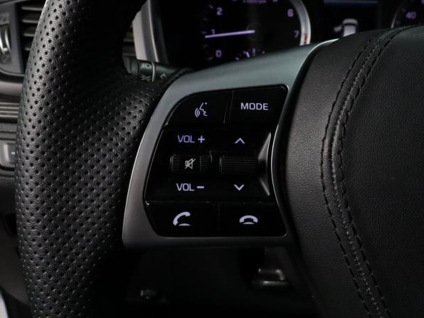 Hyundai Sonata VII (LF) Рестайлинг с пробегом 2019 года, цена 1 730 000 рублей, 125000 км, седан, Автокод Объявления