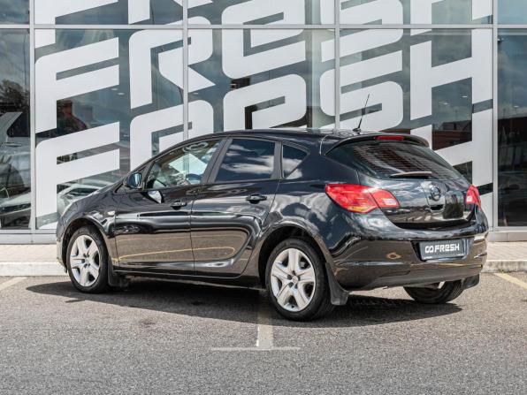 Opel Astra J с пробегом 2012 года, цена 760 000 рублей, 243131 км, хэтчбек, Автокод Объявления