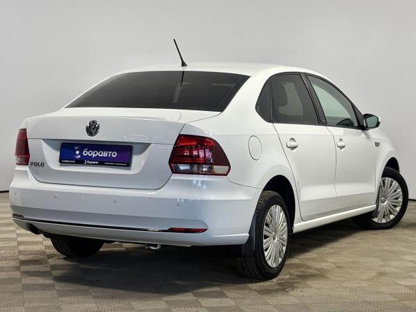 Volkswagen Polo V Рестайлинг с пробегом 2016 года, цена 1 199 000 рублей, 99204 км, седан, Автокод Объявления