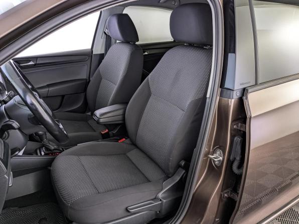 Volkswagen Polo VI с пробегом 2020 года, цена 1 355 000 рублей, 166189 км, лифтбек, Автокод Объявления