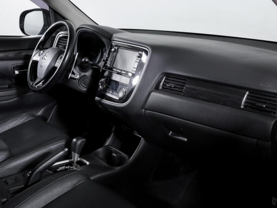 Mitsubishi Outlander III Рестайлинг 2 Москва  - изображение 9