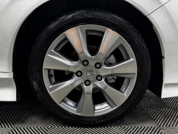 Honda Jade I с пробегом 2015 года, цена 1 370 000 рублей, 124169 км, компактвэн, Автокод Объявления