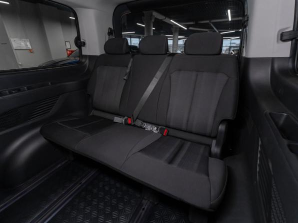 Hyundai Staria I с пробегом 2024 года, цена 6 350 000 рублей, 683 км, минивэн, Автокод Объявления