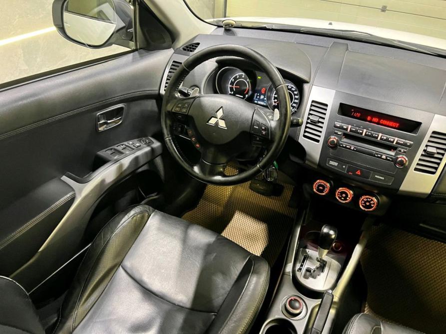 Mitsubishi Outlander II Рестайлинг Новосибирск  - изображение 17
