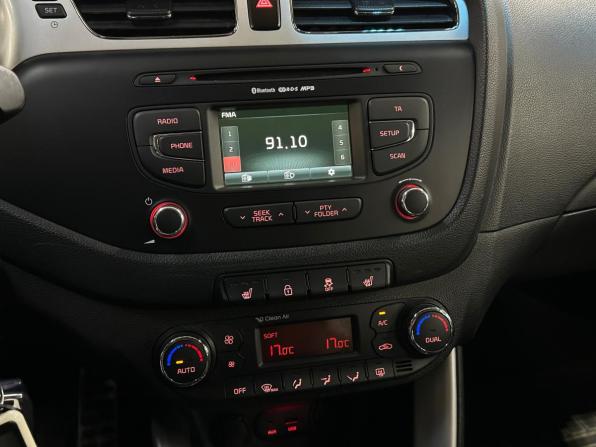 Kia Ceed II с пробегом 2014 года, цена 970 000 рублей, 180000 км, хэтчбек, Автокод Объявления