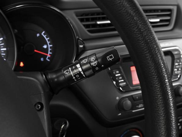 Kia Rio III с пробегом 2013 года, цена 1 060 000 рублей, 59983 км, хэтчбек, Автокод Объявления