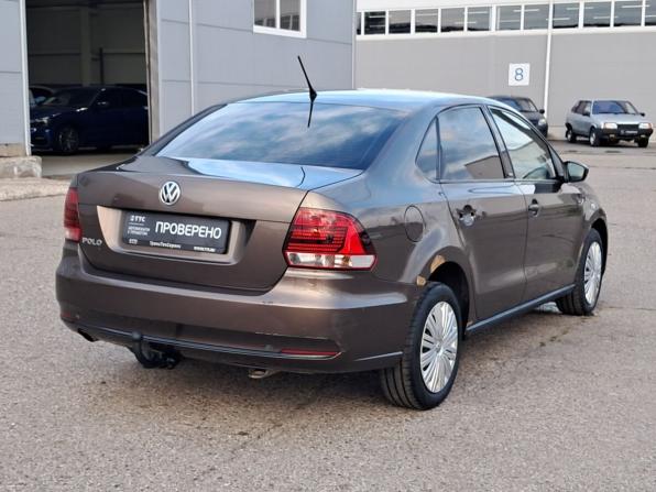 Volkswagen Polo V Рестайлинг с пробегом 2016 года, цена 800 000 рублей, 252135 км, седан, Автокод Объявления