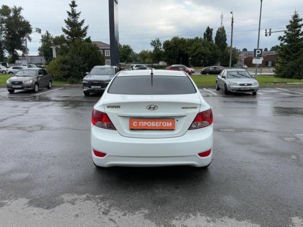 Hyundai Solaris I с пробегом 2014 года, цена 800 000 рублей, 139000 км, седан, Автокод Объявления