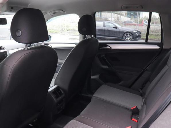 Volkswagen Tiguan II Рестайлинг с пробегом 2021 года, цена 2 888 000 рублей, 55437 км, внедорожник, Автокод Объявления