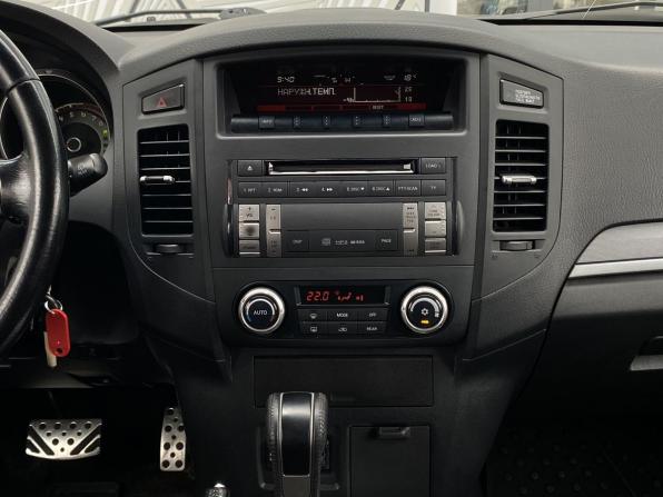 Mitsubishi Pajero IV Рестайлинг 1 с пробегом 2013 года, цена 2 149 000 рублей, 108013 км, внедорожник, Автокод Объявления