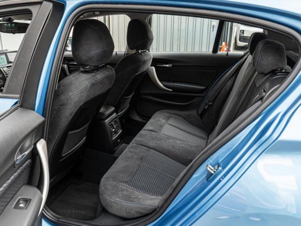 BMW 1 серии II (F20/F21) Рестайлинг 2 с пробегом 2017 года, цена 1 935 000 рублей, 65256 км, хэтчбек, Автокод Объявления