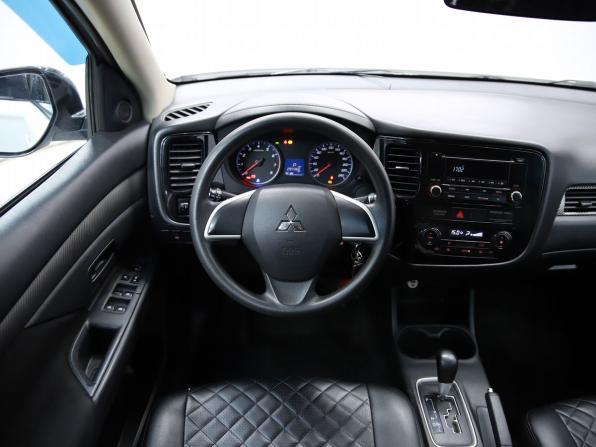 Mitsubishi Outlander III Рестайлинг 2 с пробегом 2015 года, цена 1 390 000 рублей, 294366 км, внедорожник, Автокод Объявления