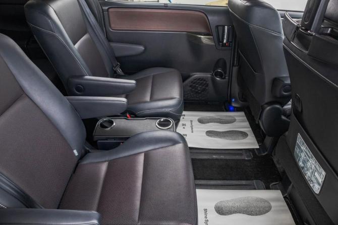 Toyota Esquire I с пробегом 2015 года, цена 2 159 000 рублей, 104000 км, минивэн, Автокод Объявления