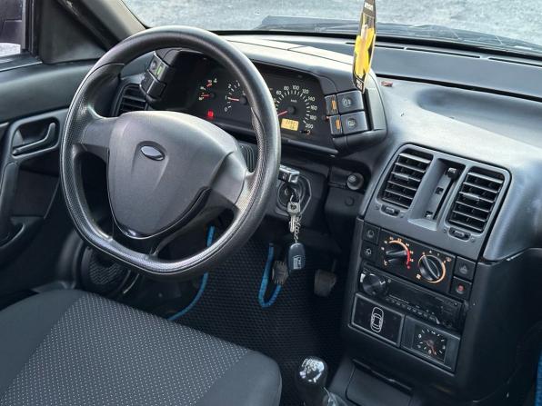Lada (ВАЗ) 2110 с пробегом 2000 года, цена 290 000 рублей, 127000 км, седан, Автокод Объявления
