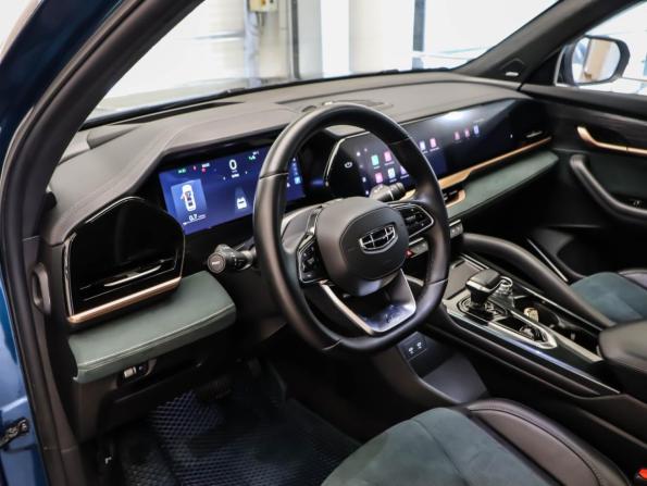 Geely Monjaro I с пробегом 2023 года, цена 3 150 000 рублей, 61927 км, внедорожник, Автокод Объявления