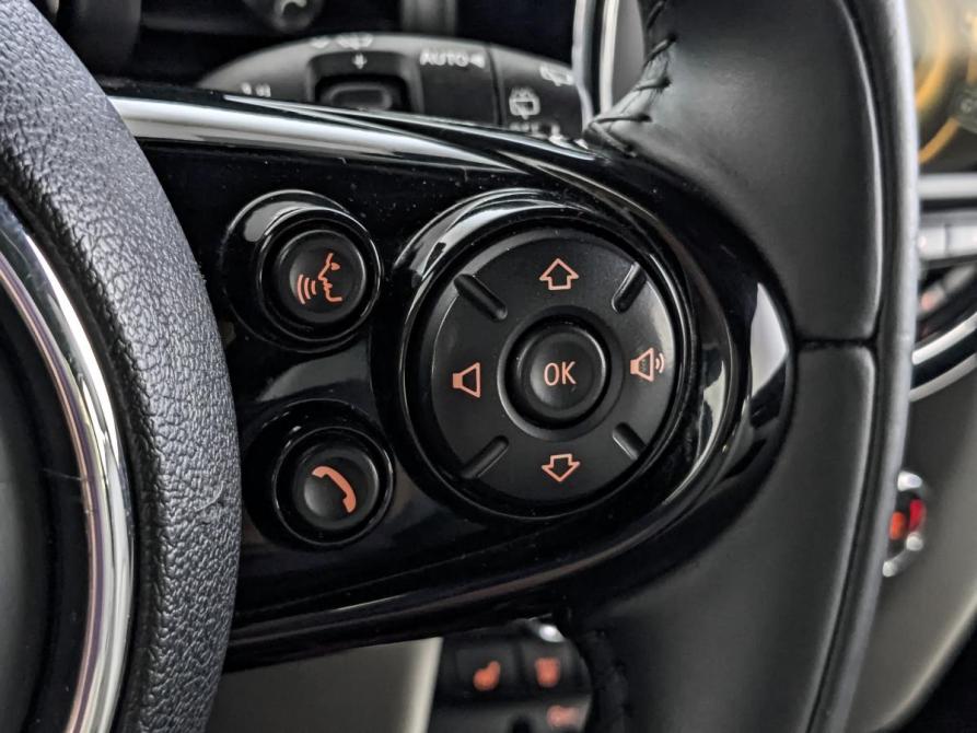 Mini Hatch III (F55/F56) Москва  - изображение 29