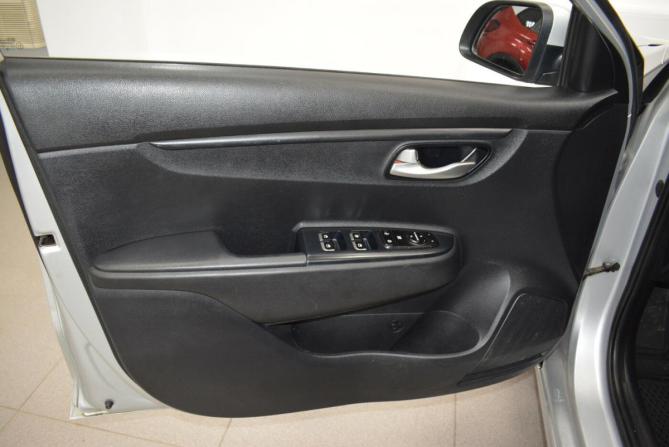 Kia Rio IV с пробегом 2019 года, цена 1 349 000 рублей, 165000 км, седан, Автокод Объявления