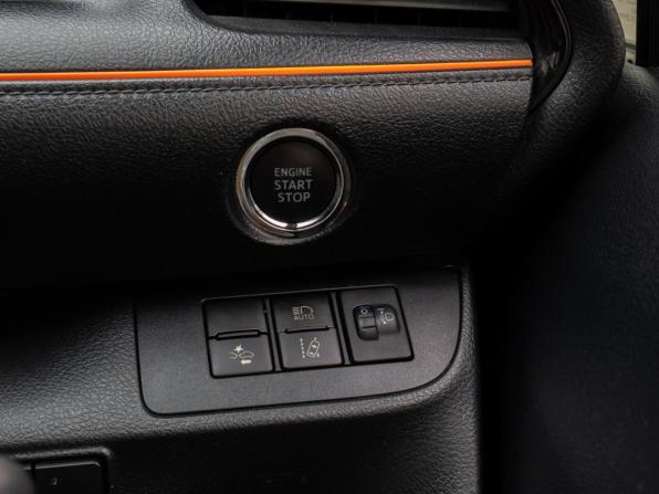Toyota Sienta II Рестайлинг с пробегом 2019 года, цена 1 430 000 рублей, 98319 км, компактвэн, Автокод Объявления